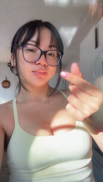 Full leaked Lovebugcindy private onlyfans photo