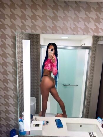 Full leaked Lovingdreaam private onlyfans photo