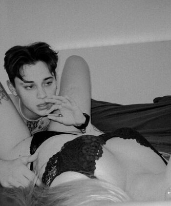 Full leaked Lpshkaa private onlyfans photo