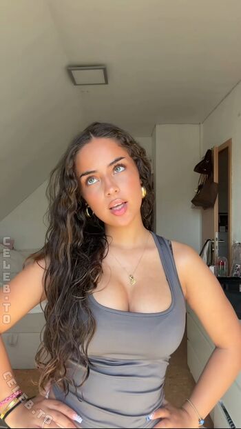 Full leaked Luana ktz private onlyfans photo