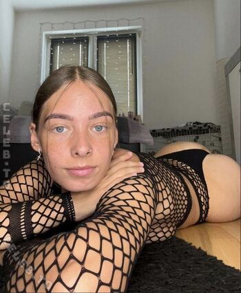 Lucywhoelse