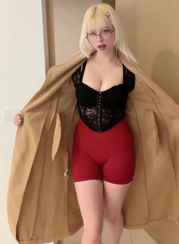 Full leaked Lulys private onlyfans photo
