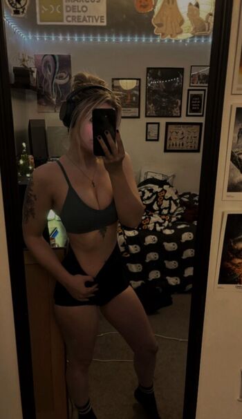 Full leaked Luuucy private onlyfans photo