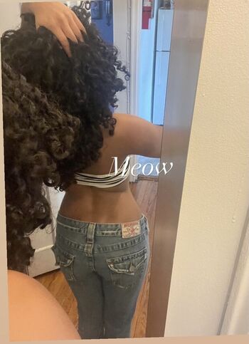 Full leaked Luuvjamie private onlyfans photo