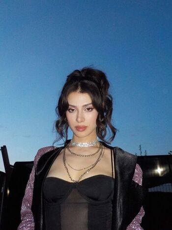 M Lisa