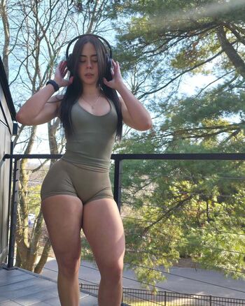 Full leaked Maeh fitt private onlyfans photo