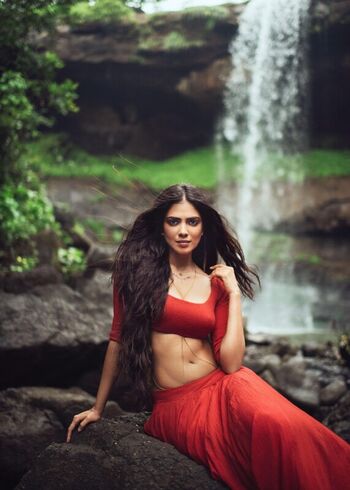 Full leaked Malavika mohanan private onlyfans photo