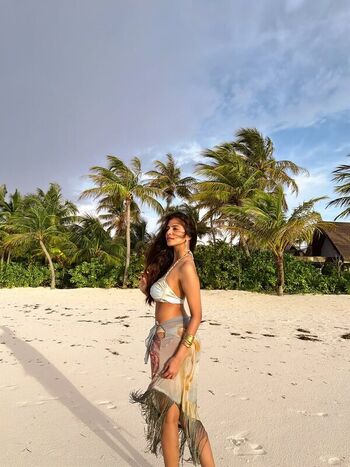 Full leaked Malavika mohanan private onlyfans photo