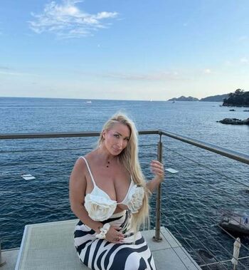 Full leaked Mara traversi private onlyfans photo