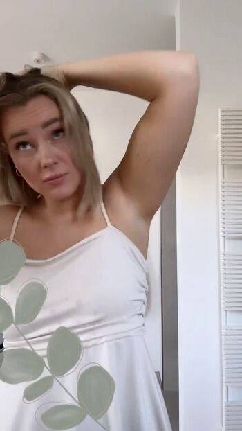 Full leaked Maren wolf page private onlyfans photo