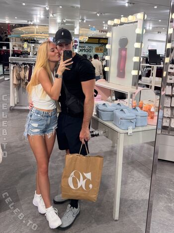Full leaked Marinaa xk private onlyfans photo