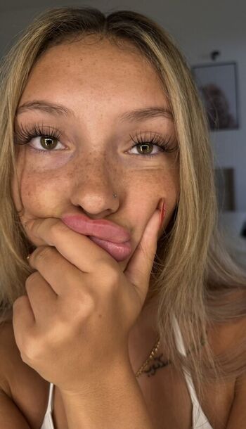 Full leaked Mayaynaa private onlyfans photo
