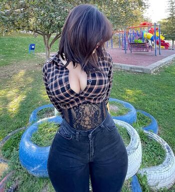 Full leaked Melekyiiiit private onlyfans photo