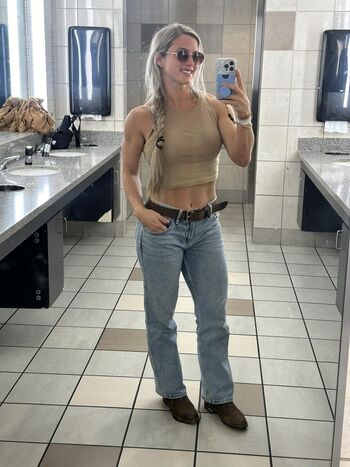 Full leaked Melissabackwoods private onlyfans photo