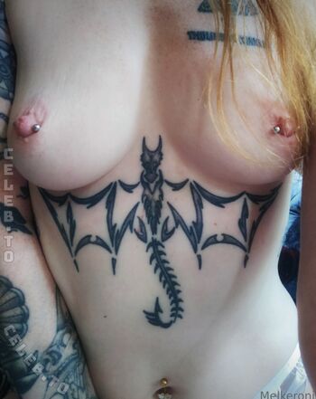 Full leaked Melkeroni private onlyfans photo