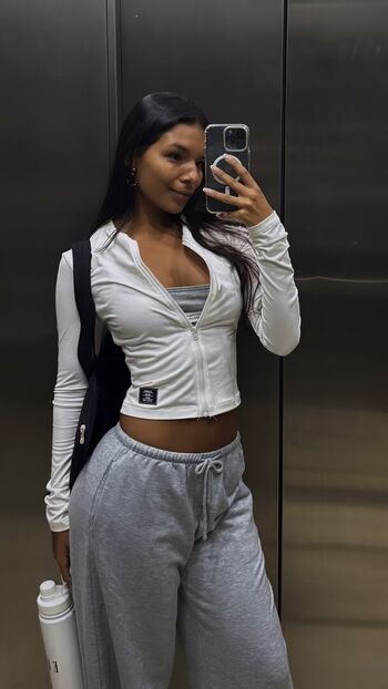 Full leaked Mell muzzillo private onlyfans photo