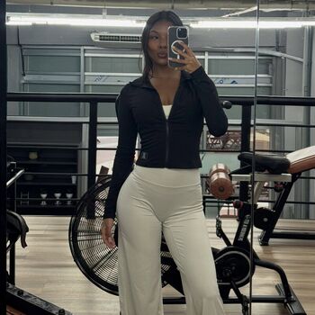 Full leaked Mell muzzillo private onlyfans photo