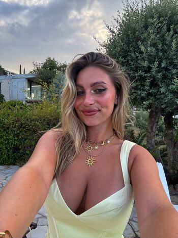 Full leaked Menezangel private onlyfans photo