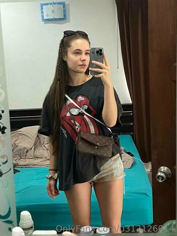 Full leaked Meridianaua private onlyfans photo