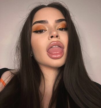 Full leaked Metiska private onlyfans photo