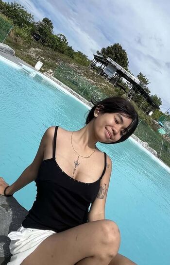 Full leaked Mi mocav private onlyfans photo