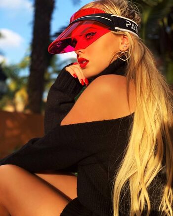 Full leaked Mia diaz private onlyfans photo