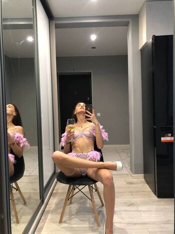 Full leaked Mia evans private onlyfans photo