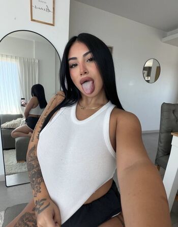 Mia Keller