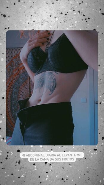Full leaked Miavonfox private onlyfans photo