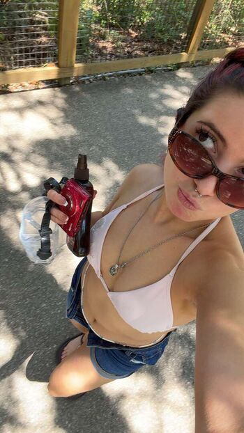 midget_miki