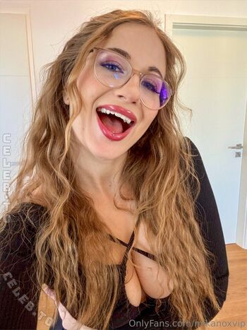 Full leaked Mika nox private onlyfans photo