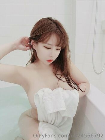 Full leaked Mikachoh private onlyfans photo