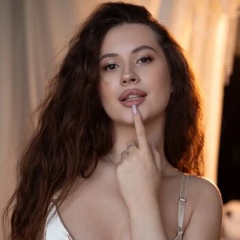 Full leaked Milaleoneli private onlyfans photo