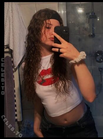 Full leaked Milaroseee private onlyfans photo