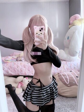 Full leaked Milkiewaifu page private onlyfans photo