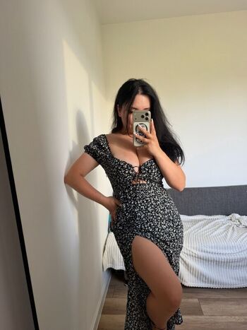 Full leaked Miniloonaa private onlyfans photo