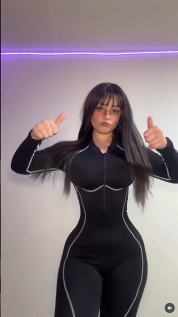 Full leaked Minorinuzumaaki private onlyfans photo
