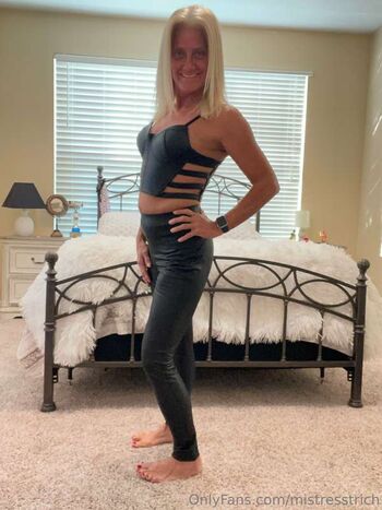Full leaked Mistresst private onlyfans photo