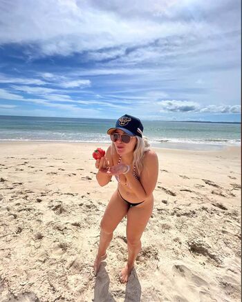 Full leaked Mollyymae private onlyfans photo