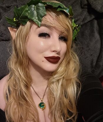 Full leaked Moon dragon private onlyfans photo