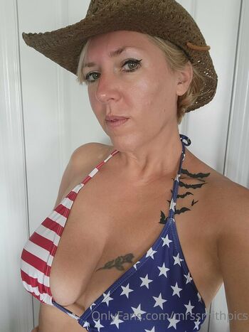Full leaked Mrssmithpics private onlyfans photo