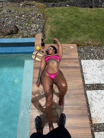 Full leaked Mslolaqueen private onlyfans photo