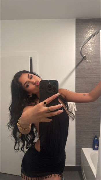 Full leaked Naaz torbati private onlyfans photo