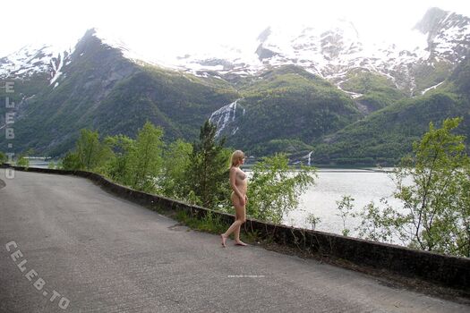 Nackt In Russland