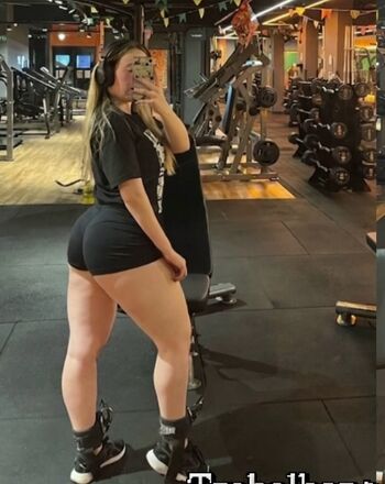 Full leaked Nahcisz private onlyfans photo