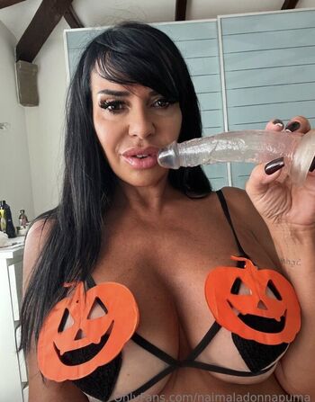 Full leaked Naima guidi private onlyfans photo