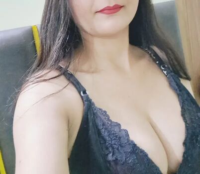 Full leaked Naina private onlyfans photo
