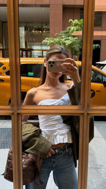 Nathalie Lok