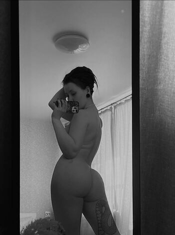Full leaked Naydanova private onlyfans photo