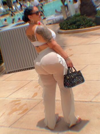 Full leaked Neeyce private onlyfans photo